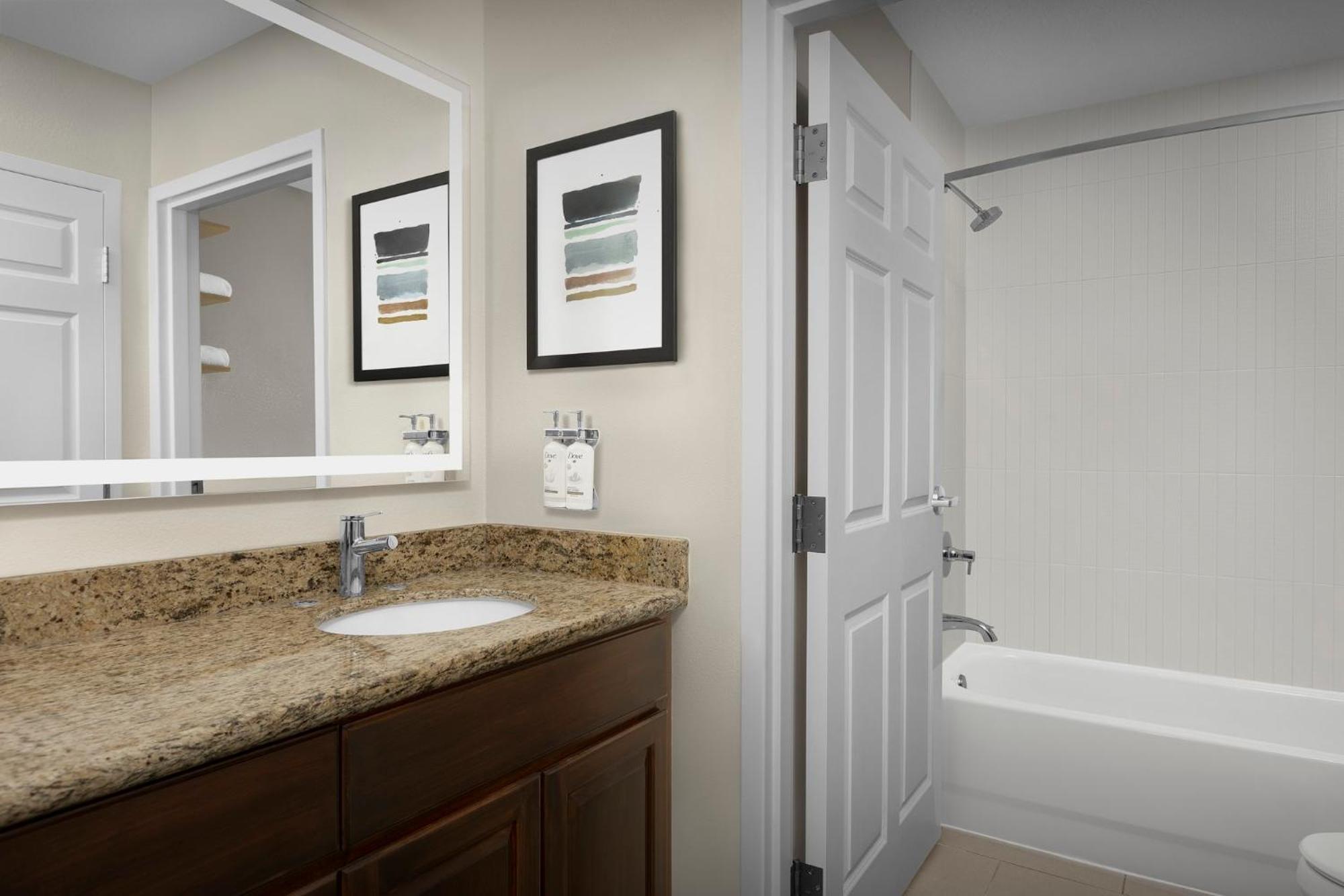 Staybridge Suites Raleigh-Durham Airport-Morrisville By Ihg Ngoại thất bức ảnh
